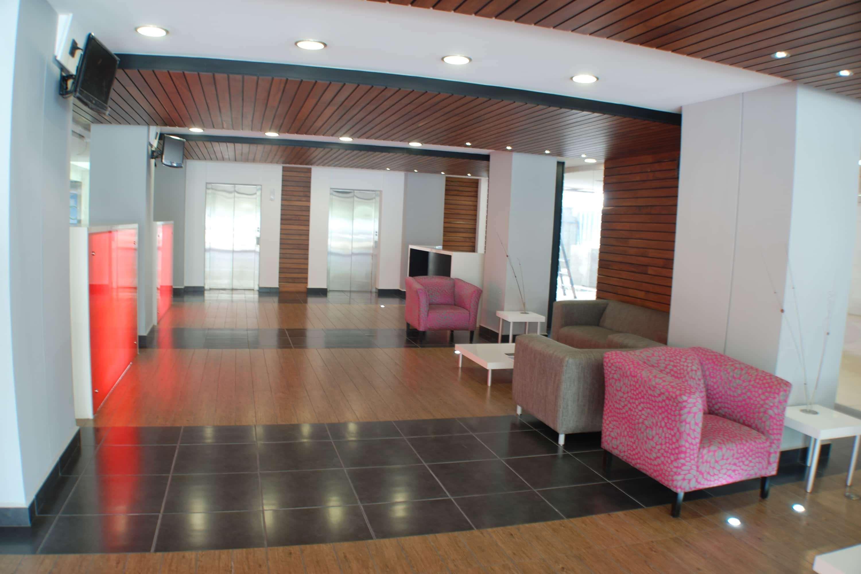 Ramada By Wyndham Acapulco Hotel & Suites Esterno foto
